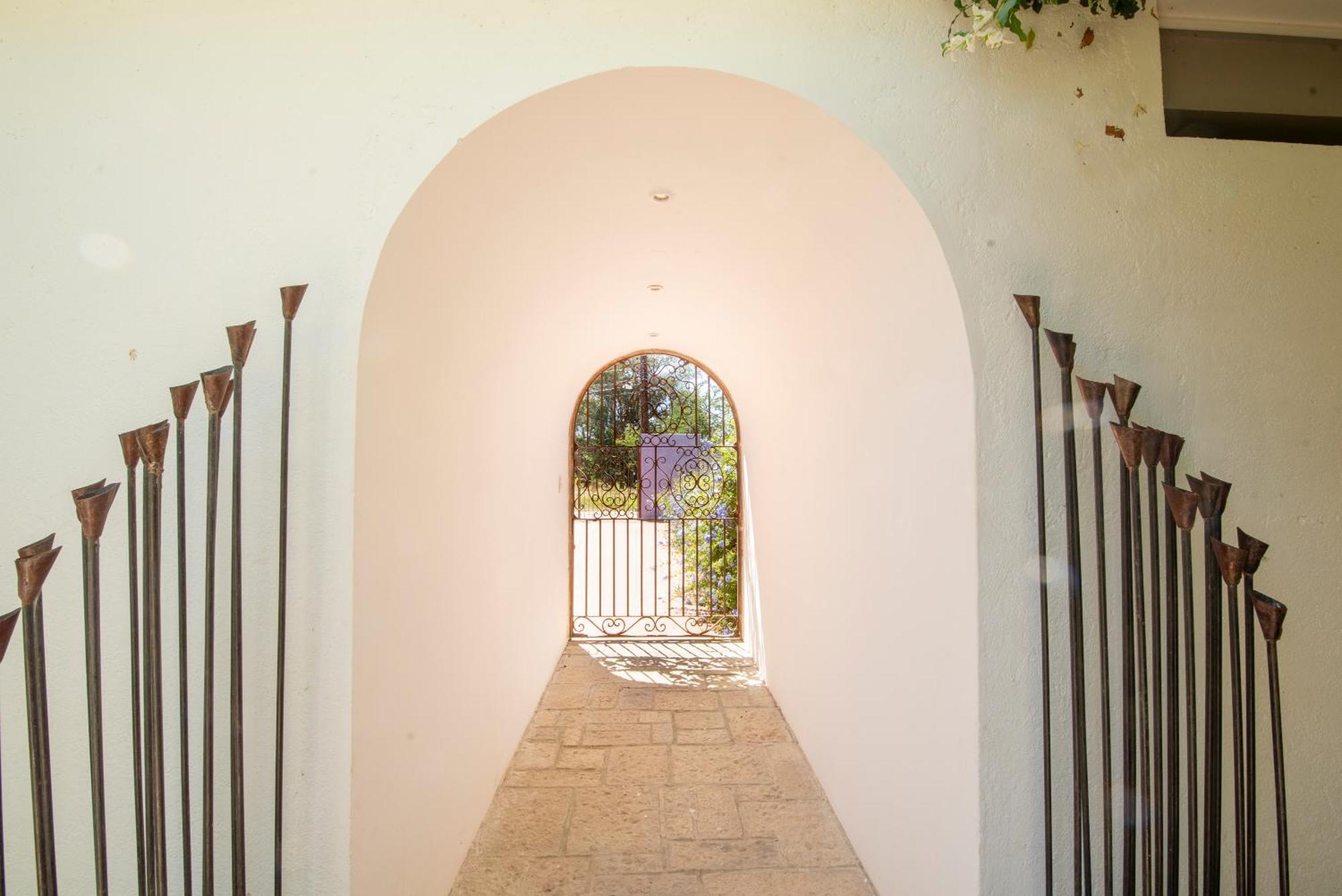 Villa Borghese Hotel Boutique - Adults Only Oaxaca ภายนอก รูปภาพ